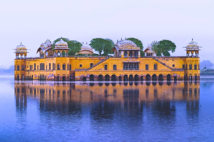 From Delhi: Jaipur City Private Day Tour by Fast Train